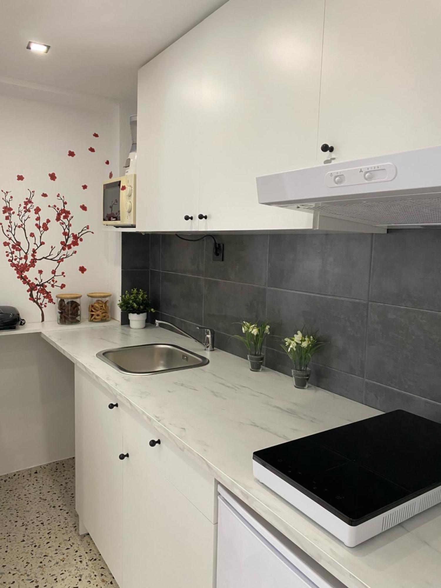 Studio Apartment Adrijana Zagabria Esterno foto